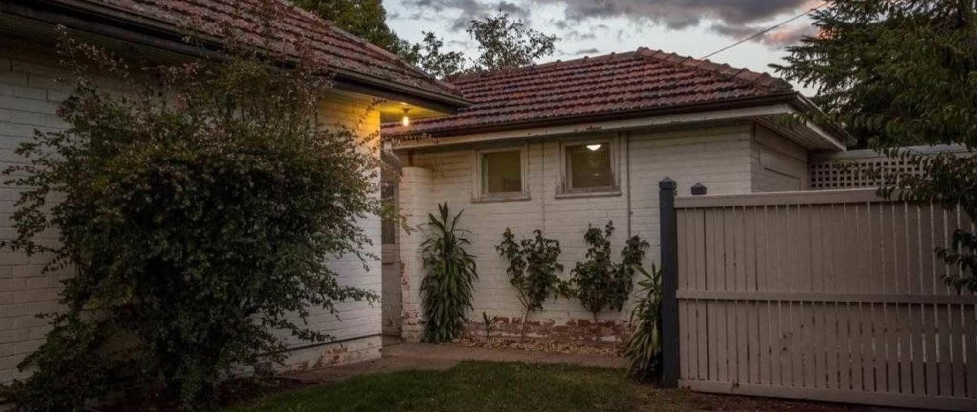 Benson House & Benson Lodge Benalla Exterior photo