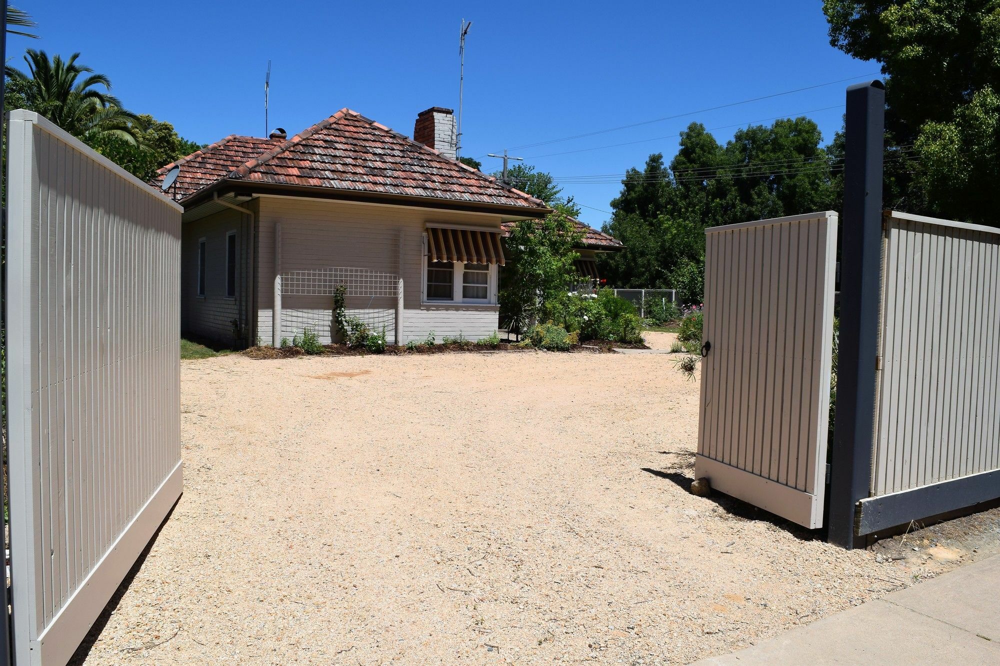 Benson House & Benson Lodge Benalla Exterior photo